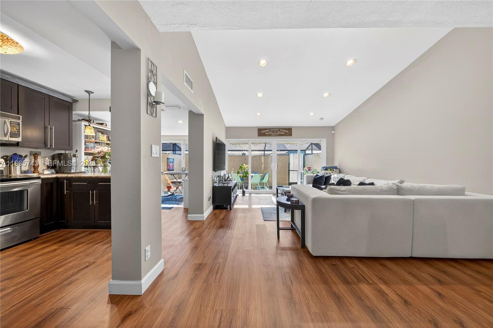 8733 Cleary Boulevard, Plantation, FL 33324 photo 8