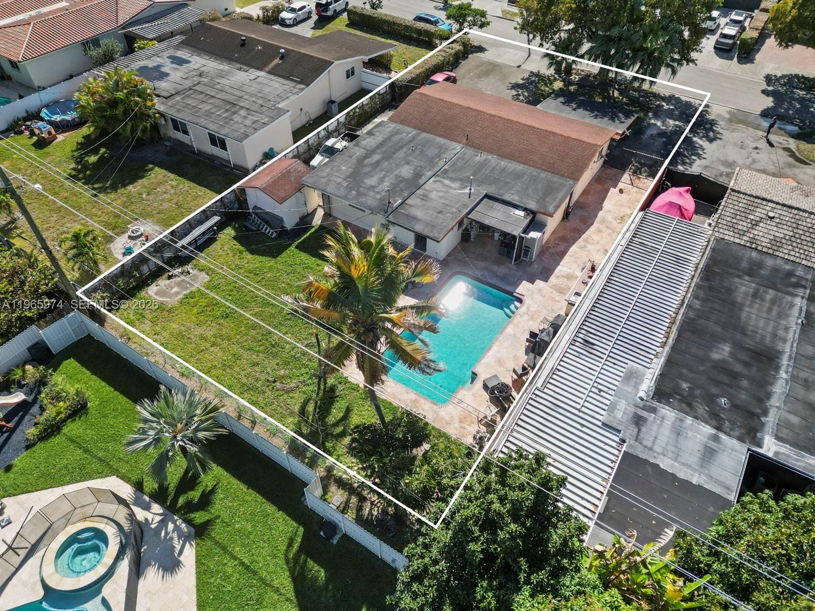 655 W 70th Place, Hialeah, FL 33014 photo 13