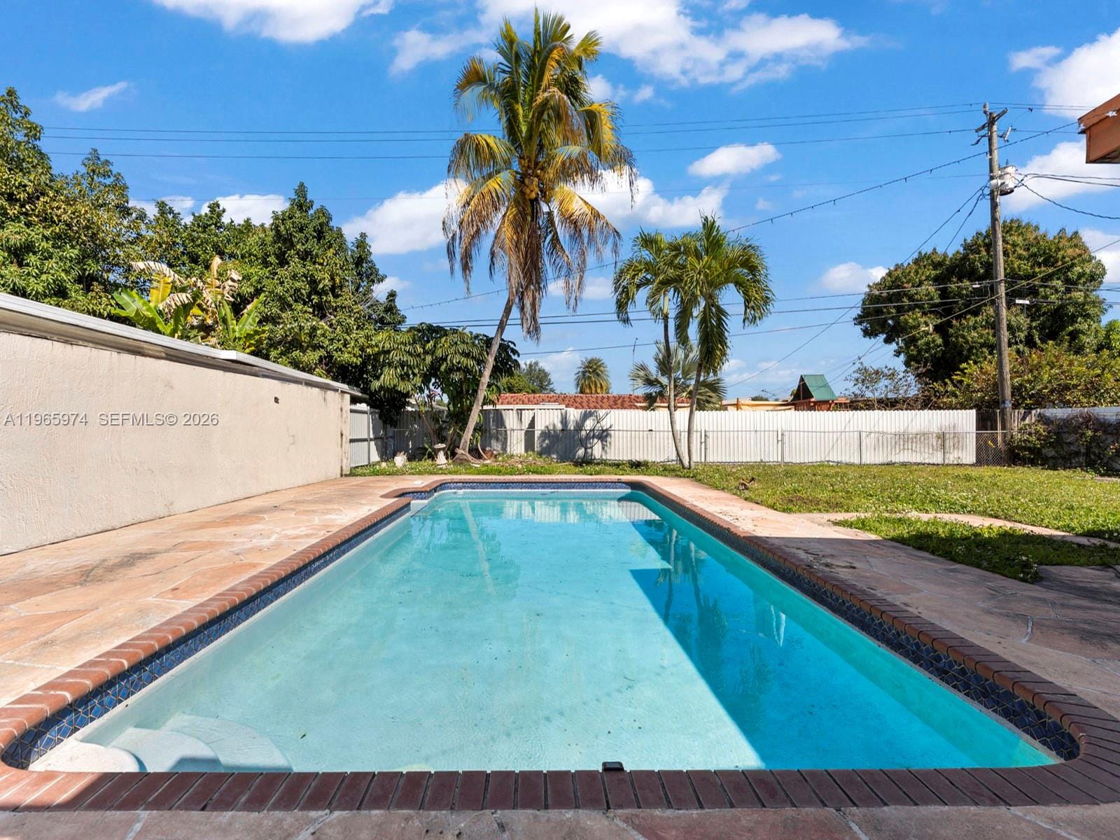 655 W 70th Place, Hialeah, FL 33014 photo 4