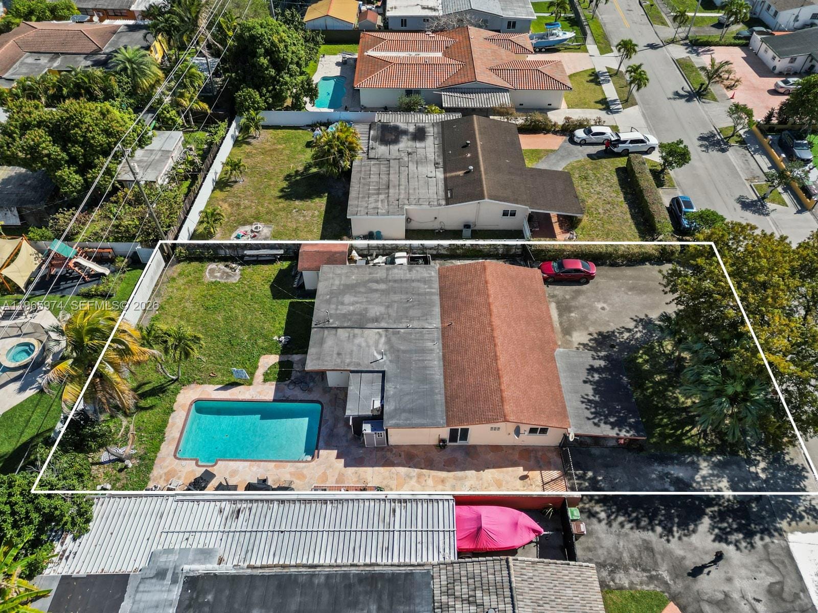 655 W 70th Place, Hialeah, FL 33014 photo 10