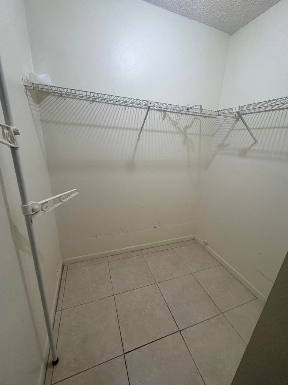 5265 Lakefront Boulevard C — photo 10