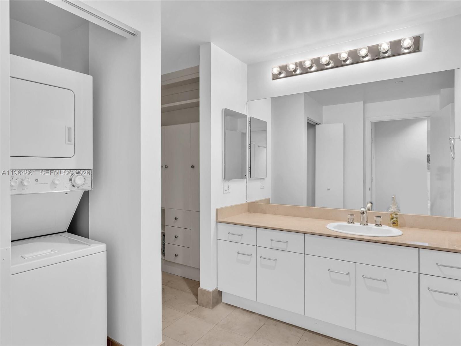 21150 Point Place 305, Aventura, FL 33180 photo 4