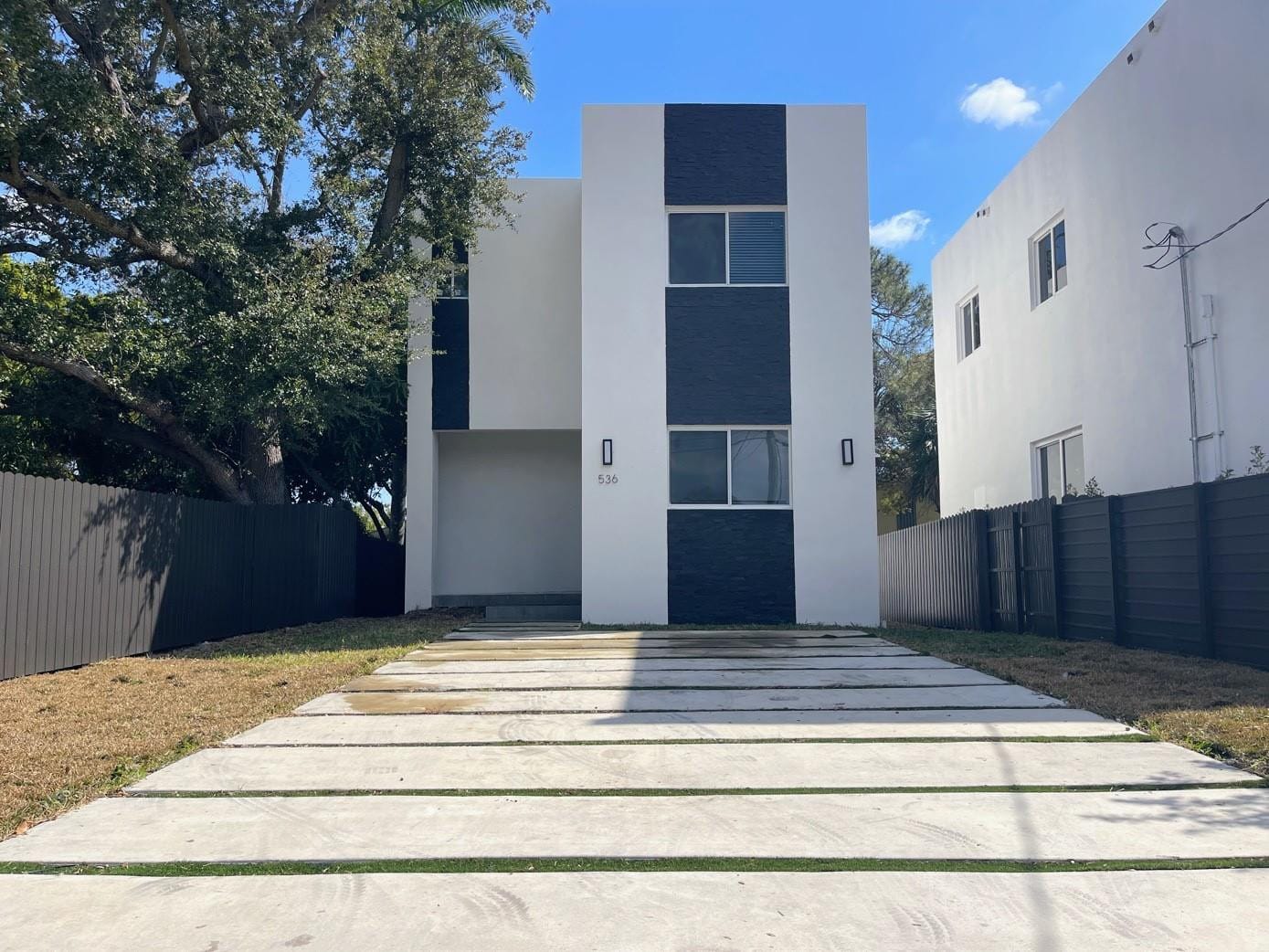 536 NW 13th Avenue, Fort Lauderdale, FL 33311 photo 2
