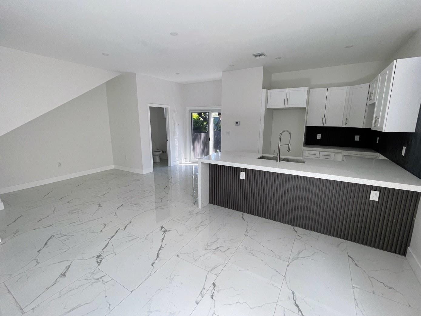 536 NW 13th Avenue, Fort Lauderdale, FL 33311 photo 16