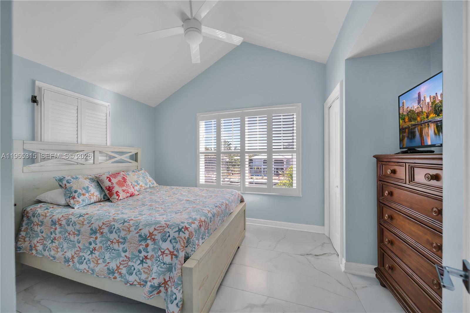 7026 Harbor Village Drive — photo 2