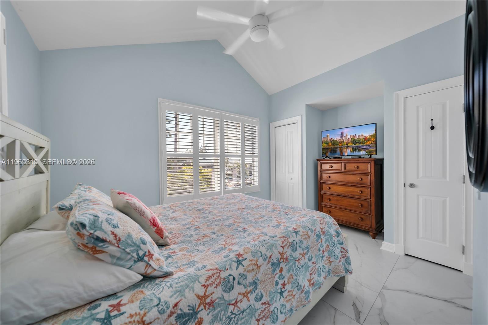 7026 Harbor Village Drive — photo 4