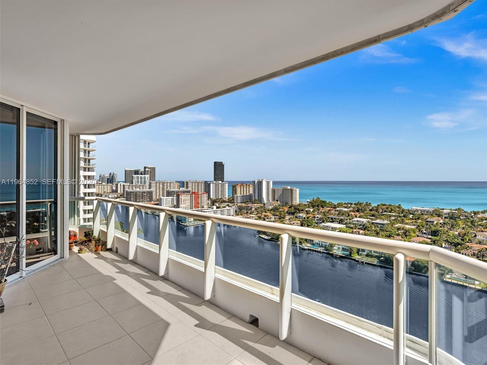 21150 Point Place 2601, Aventura, FL 33180 photo 2