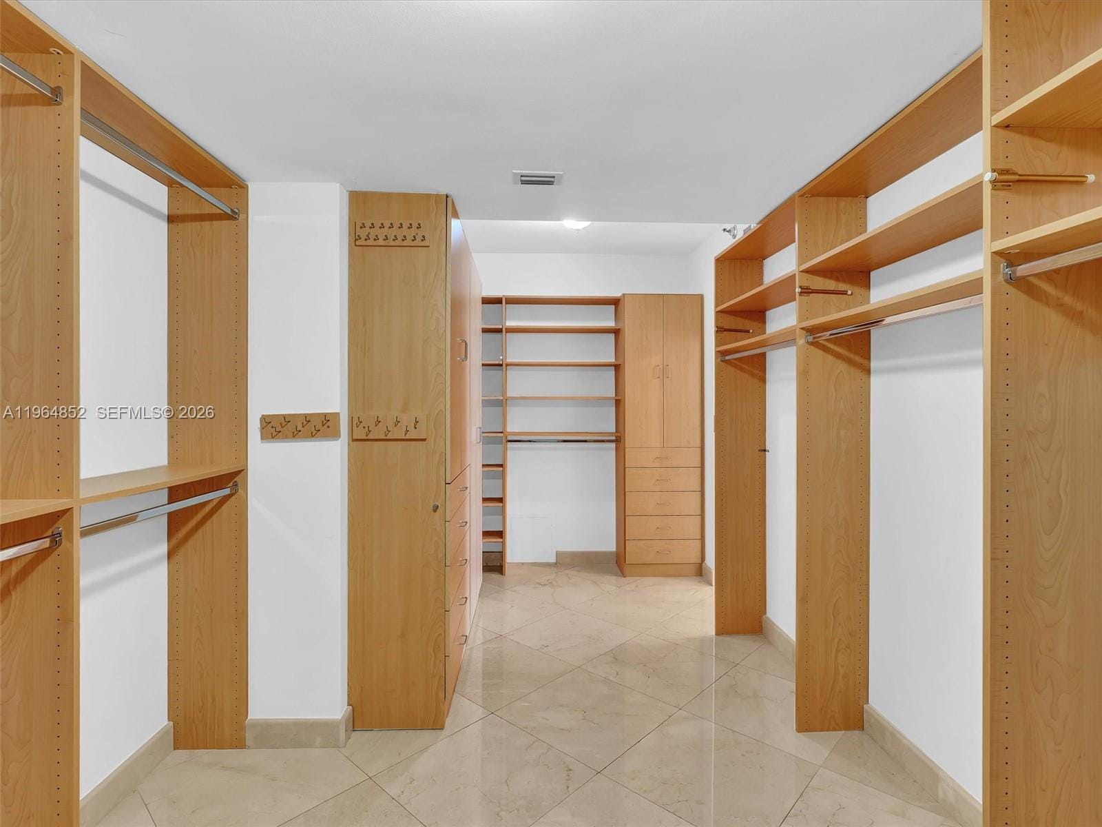 21150 Point Place 2601, Aventura, FL 33180 photo 14