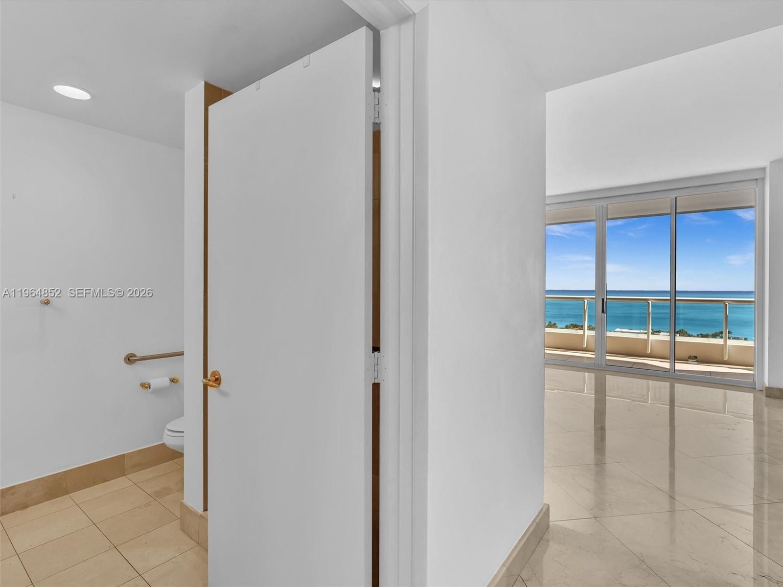 21150 Point Place 2601, Aventura, FL 33180 photo 17