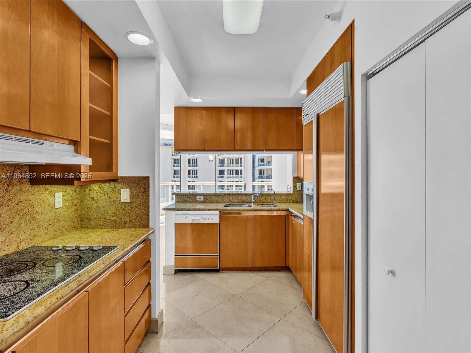 21150 Point Place 2601, Aventura, FL 33180 photo 8