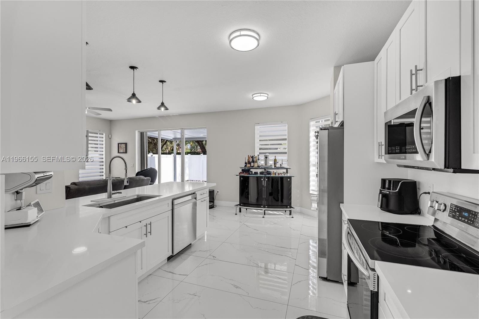 1147 NE 37th Place, Homestead, FL 33033 photo 10