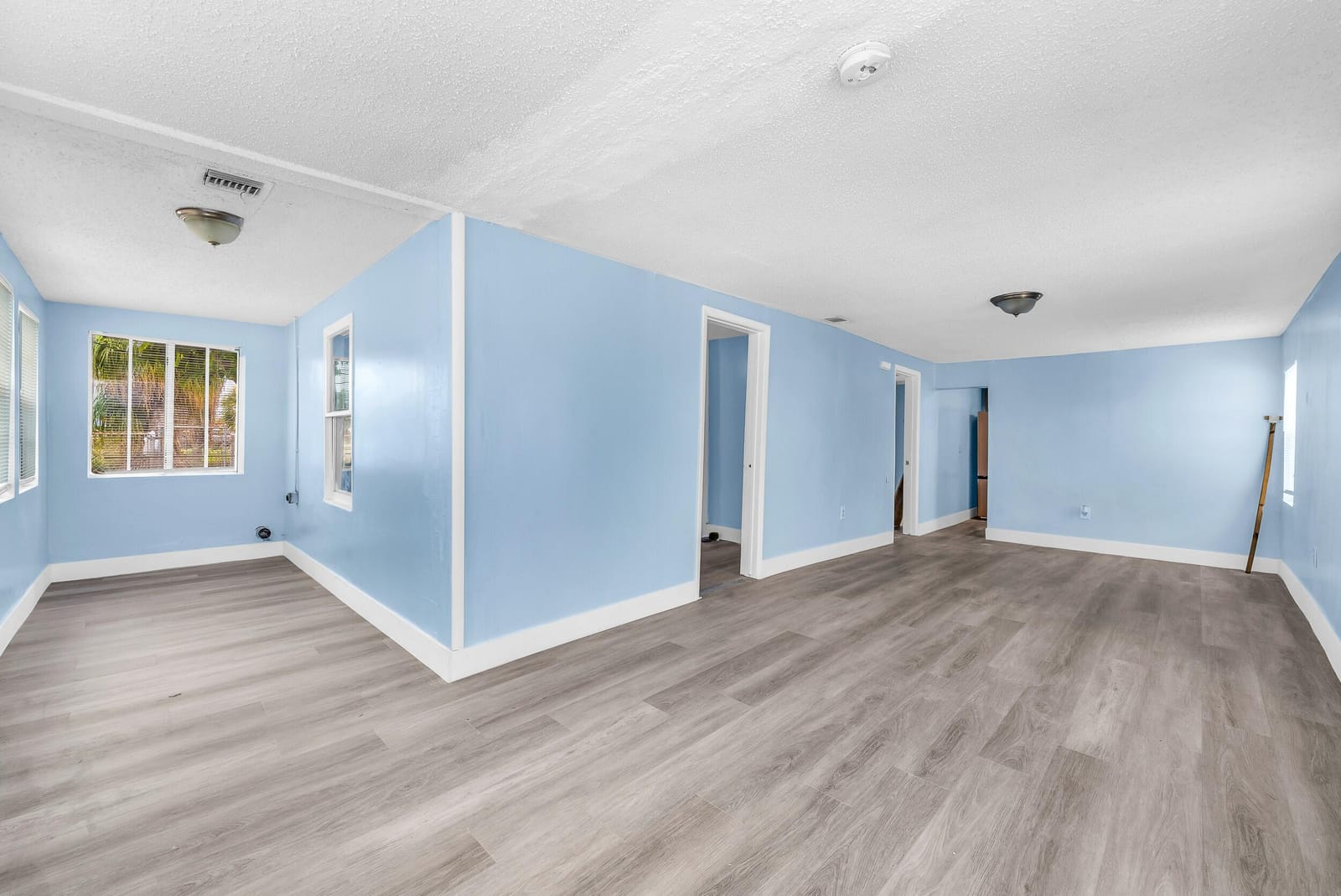 1497 Silver Beach Road, Riviera Beach, FL 33404 photo 4