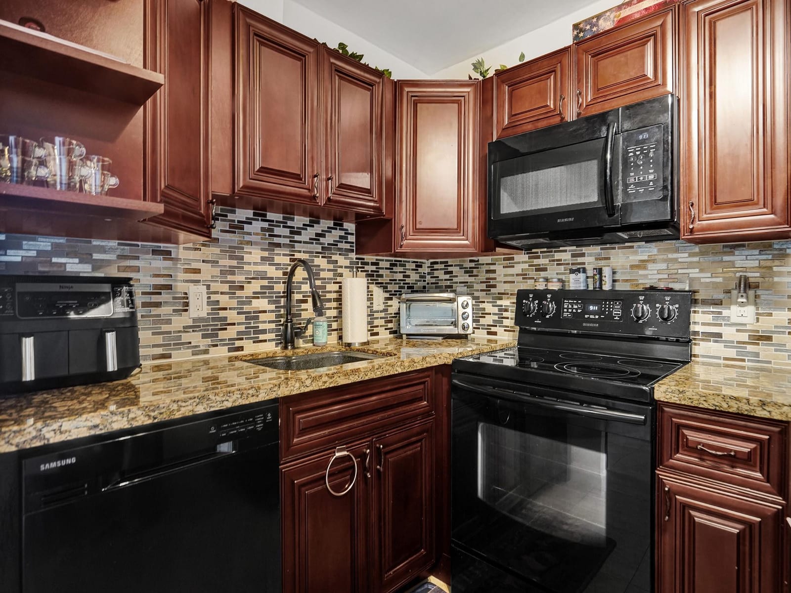 111 Briny Avenue 5-10, Pompano Beach, FL 33062 photo 19