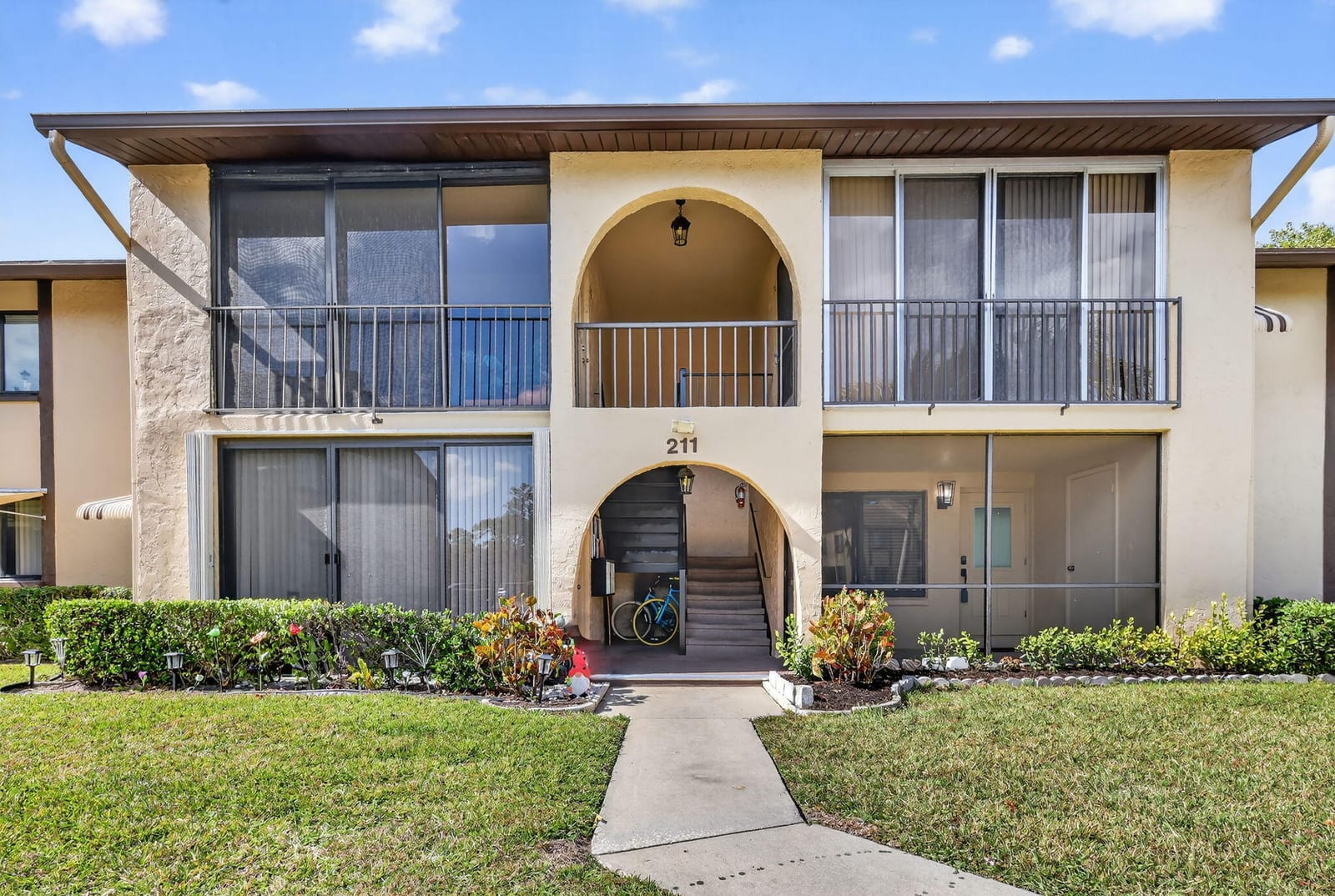 211 Pine Hov Circle D-1 — photo 2