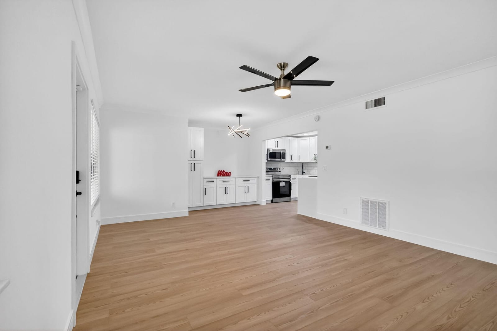 211 Pine Hov Circle D-1 — photo 5