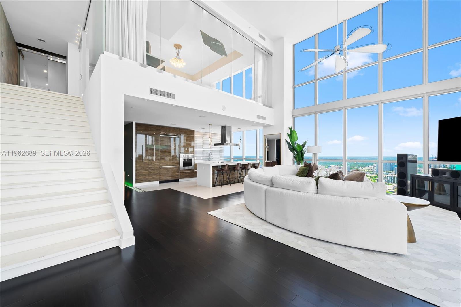 1100 Biscayne Boulevard 5706, Miami, FL 33132, Miami