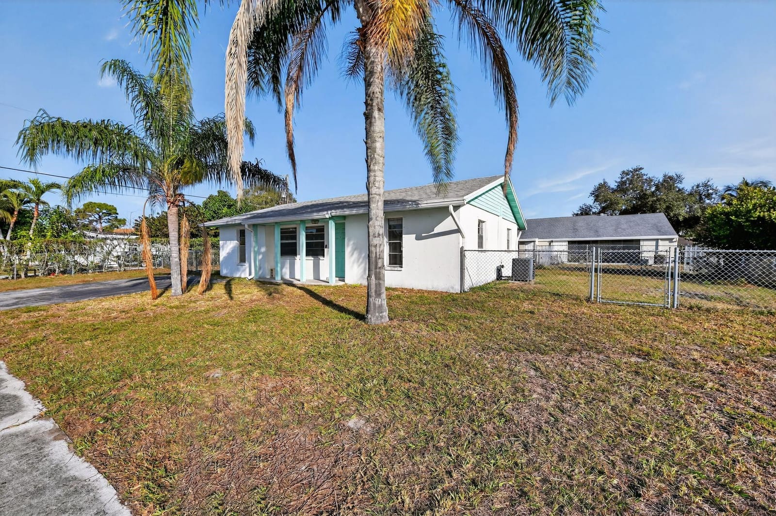 5669 S 35th Court, Greenacres, FL 33463 photo 10