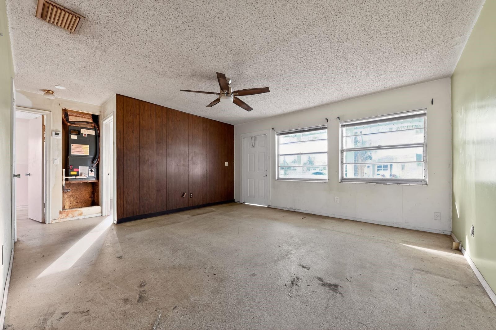 5669 S 35th Court, Greenacres, FL 33463 photo 13