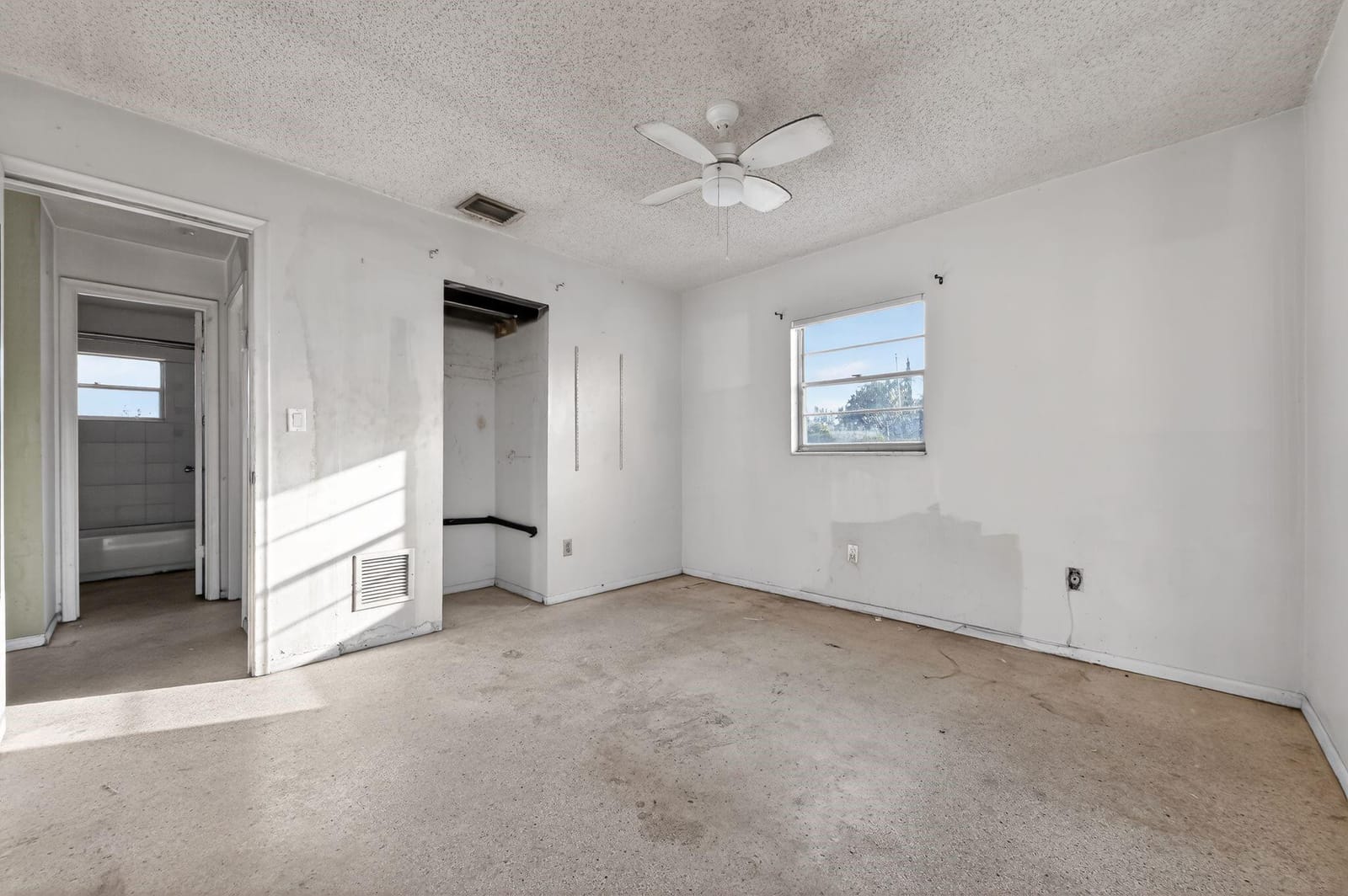 5669 S 35th Court, Greenacres, FL 33463 photo 26