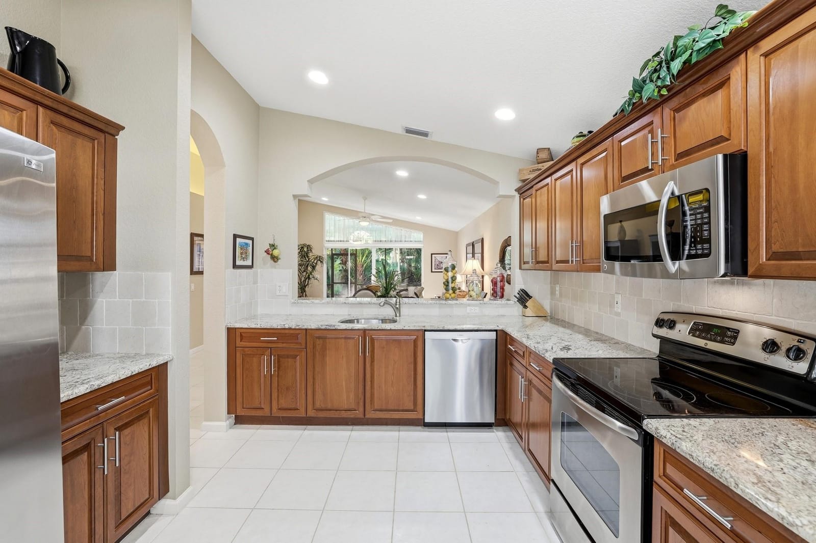 11820 Castellon Court, Boynton Beach, FL 33437 photo 7