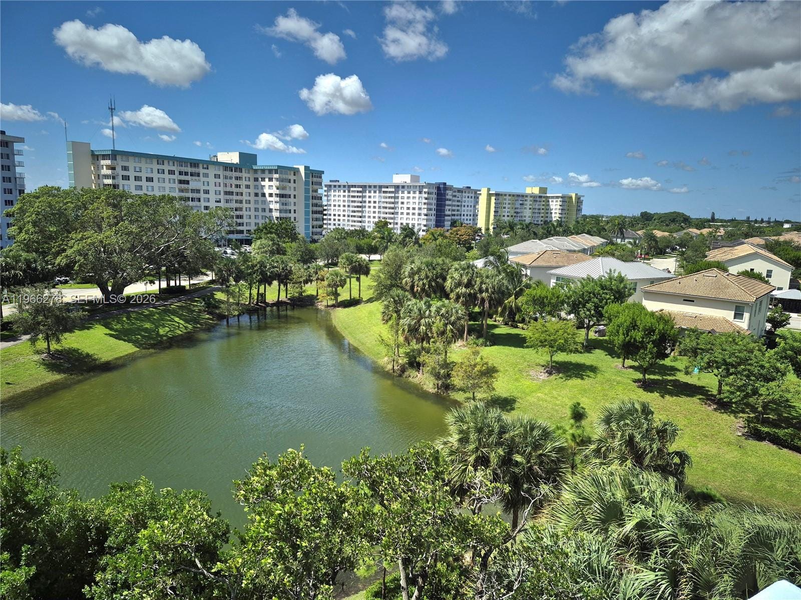 4001 Hillcrest Drive 416, Hollywood, FL 33021 photo 23
