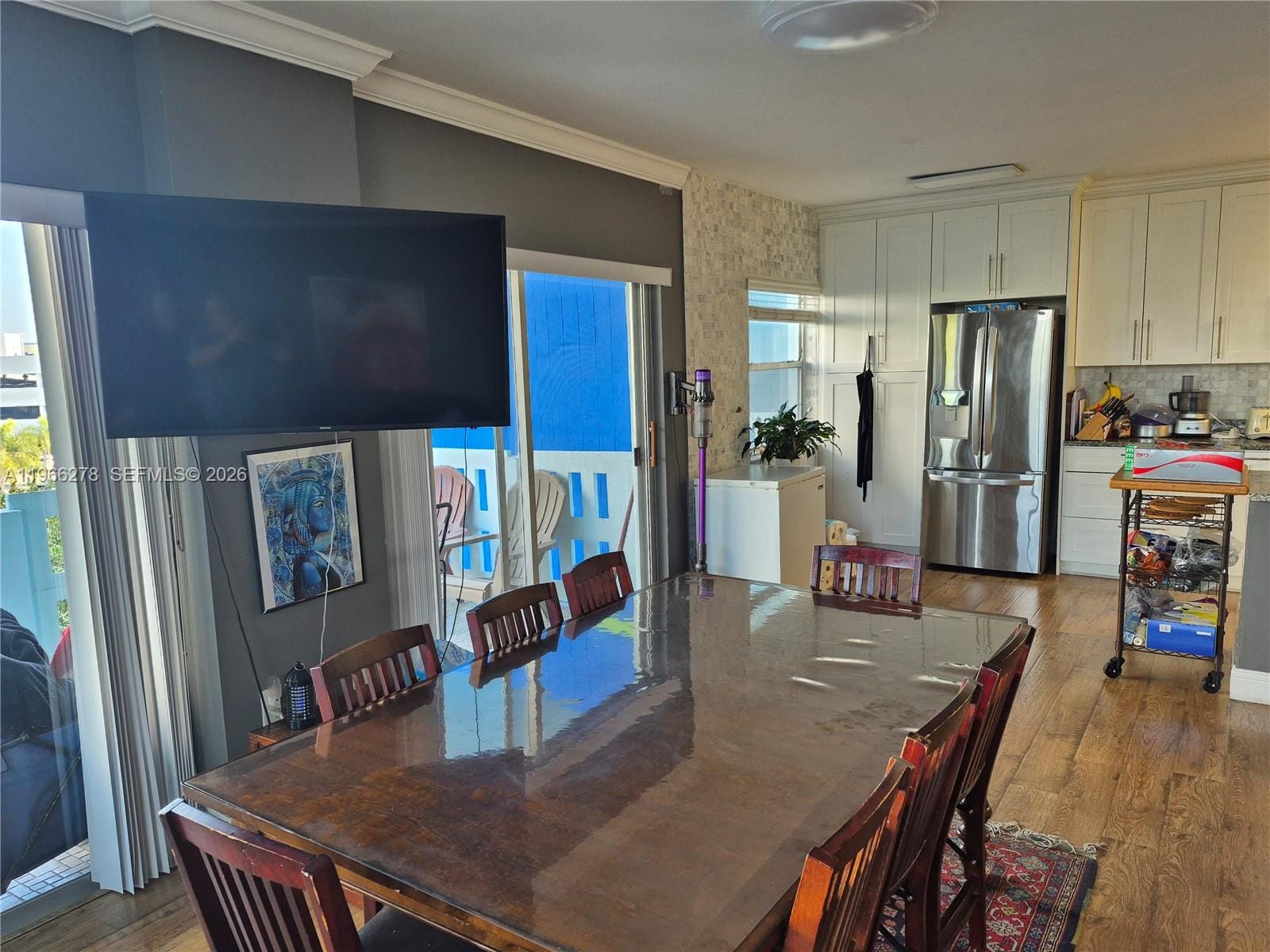 4001 Hillcrest Drive 416 — photo 8