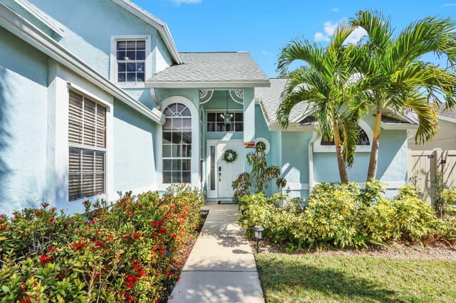 1575 Windship Circle, Wellington, FL 33414