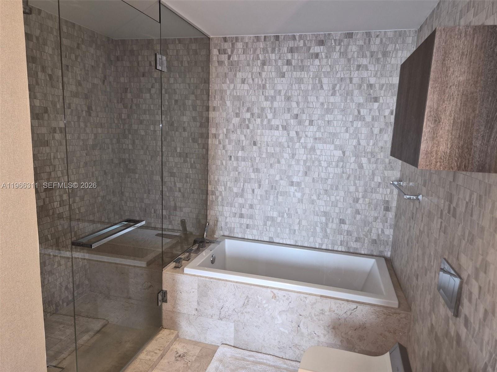 88 SW 7th Street 3006, Miami, FL 33130 photo 9