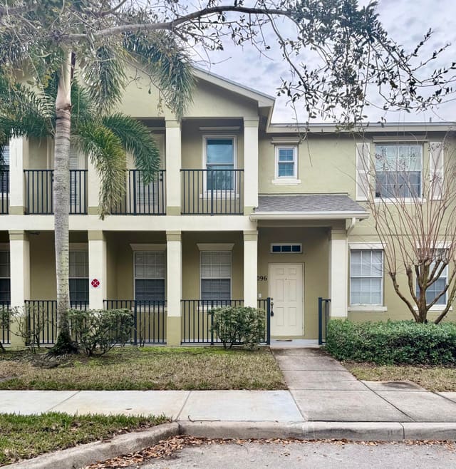 2096 SE Labelle Drive, Port St. Lucie, FL 34952