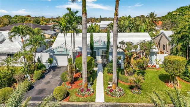 11465 SW 60th Street, sold in Coral Creek, Coral Springs, FL