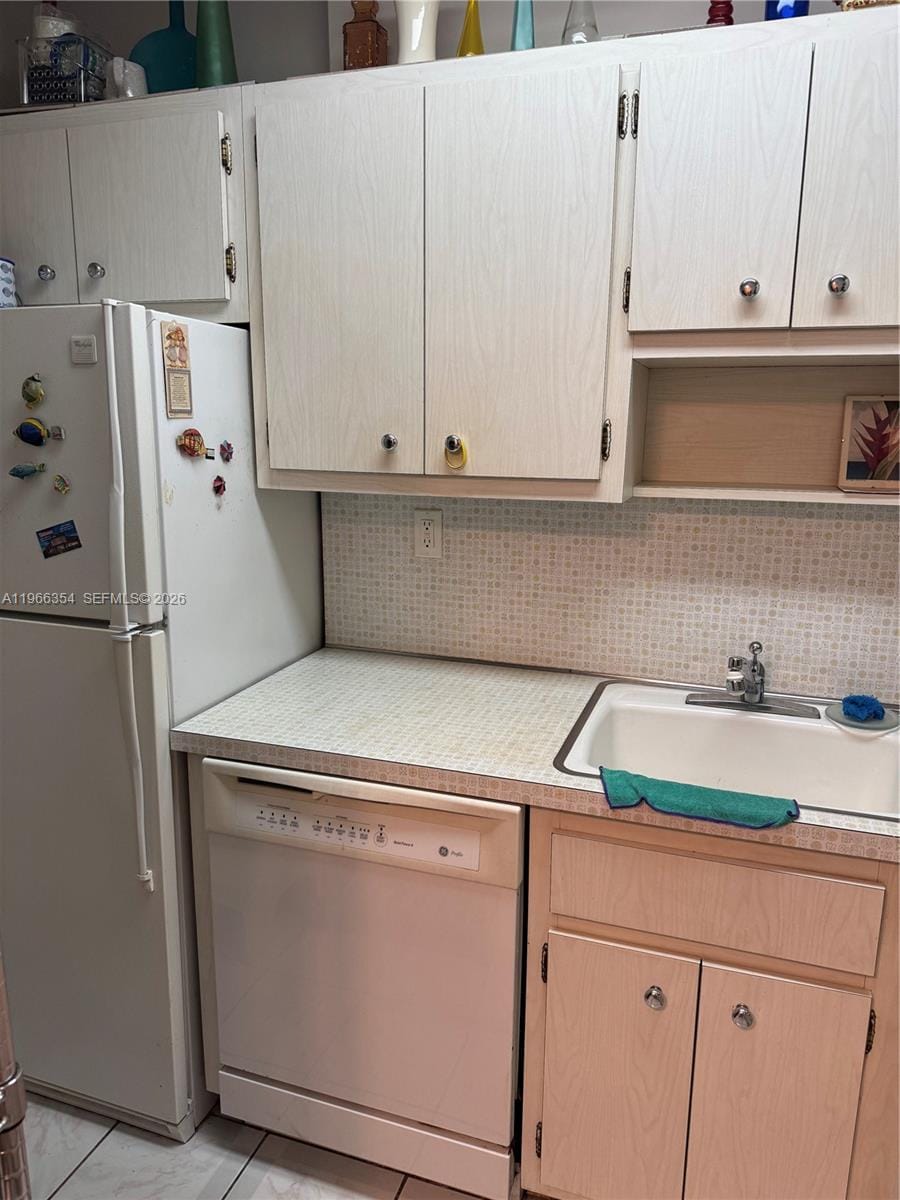 2899 Collins Avenue 936, Miami Beach, FL 33140 photo 30