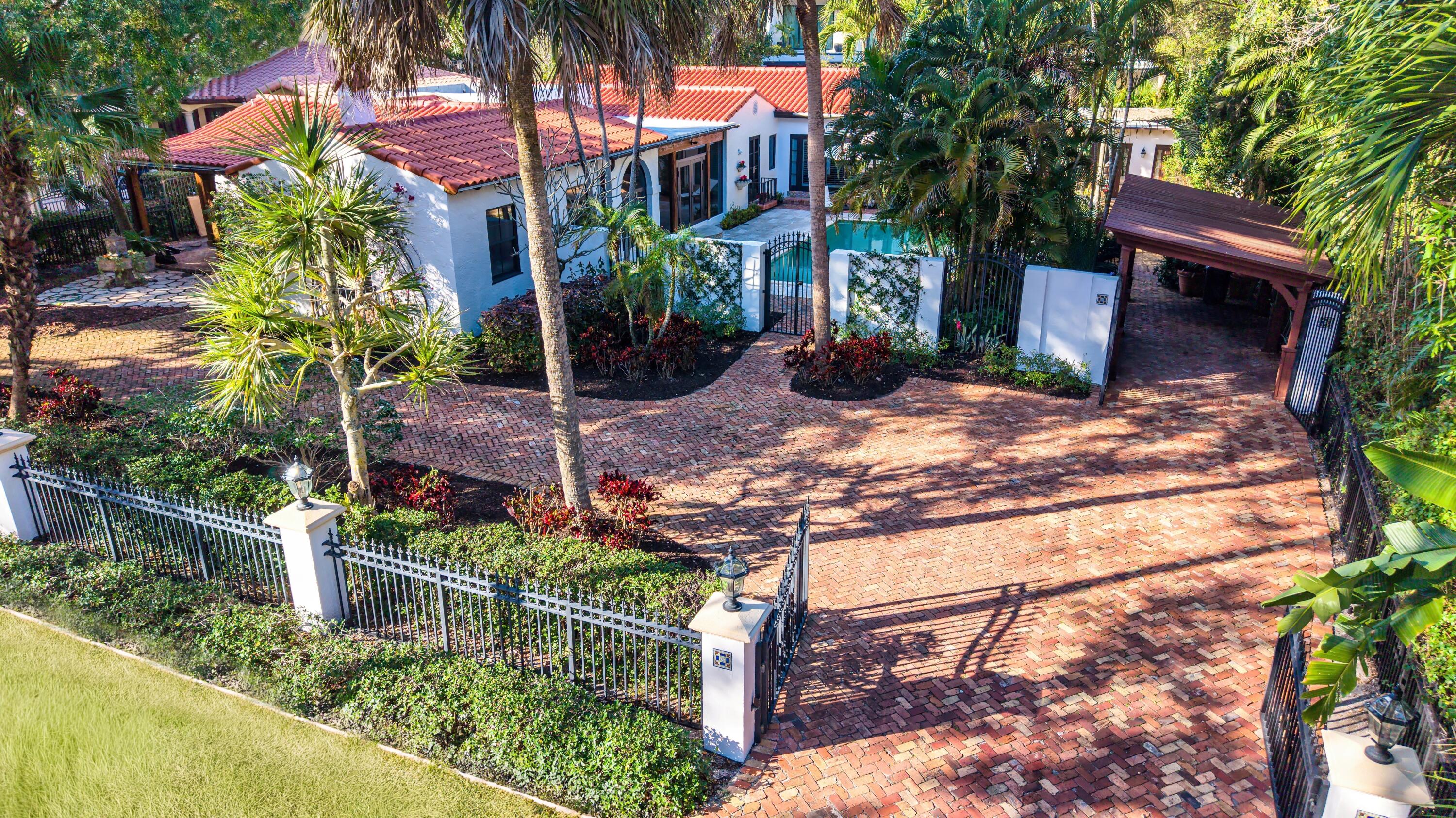 755 Alamanda Street, Boca Raton, FL 33486, Boca Raton