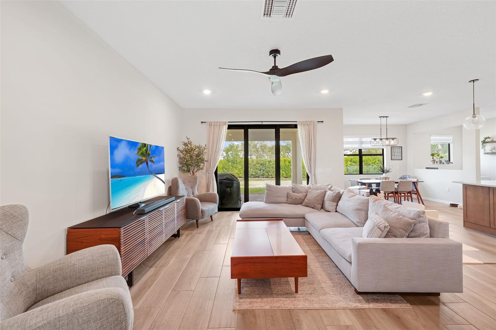 8641 Patron Lane, Lake Worth, FL 33467 photo 9
