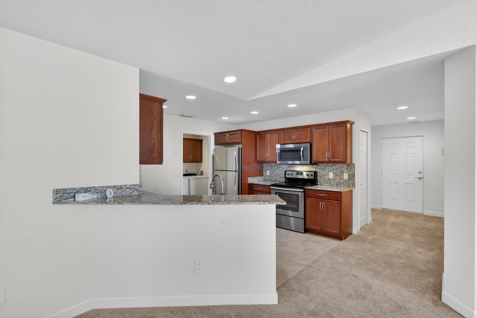 7 Aragon Lane — photo 4