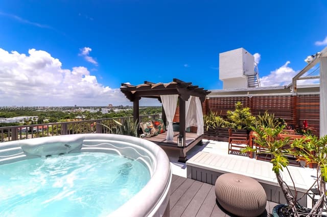 5781 Biscayne Boulevard PH-3, Miami, FL 33137