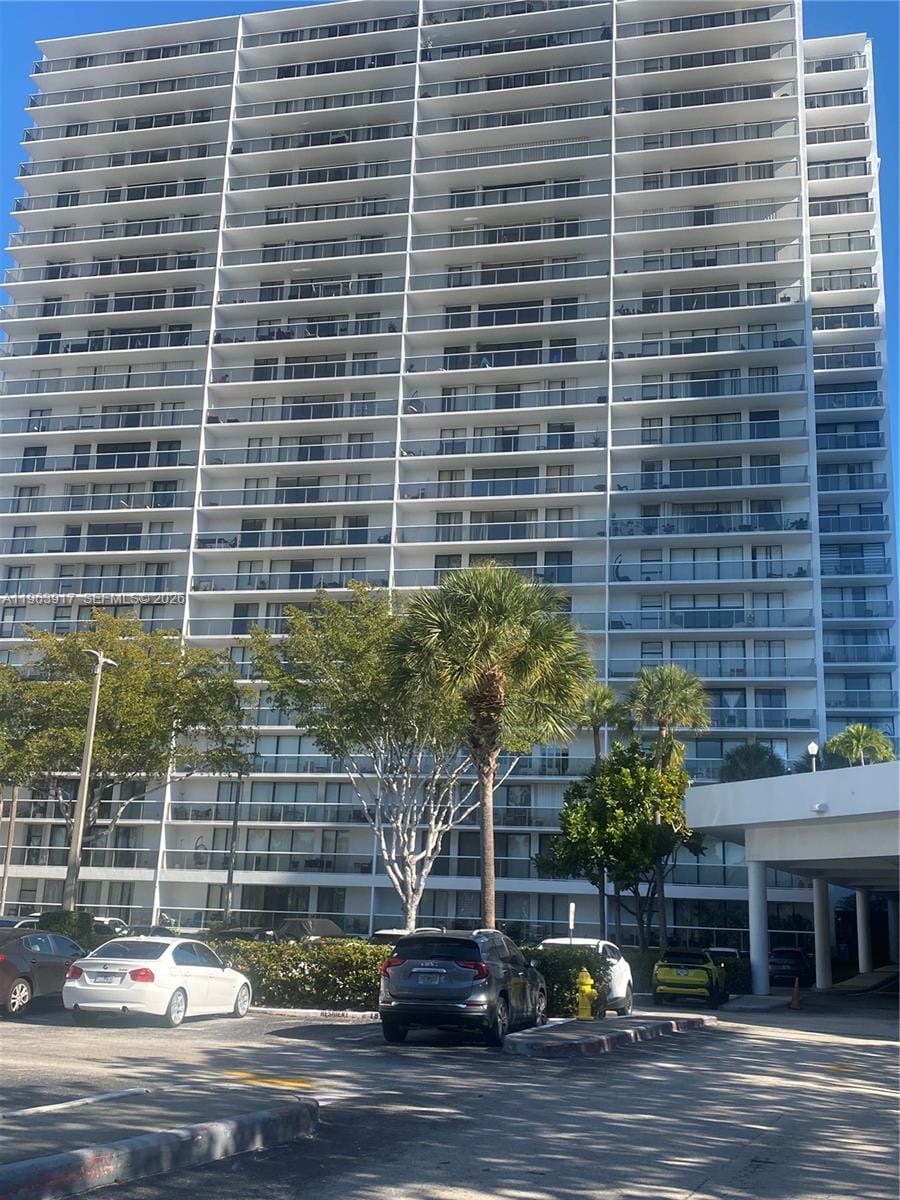 3701 N Country Club Drive 1502 — photo 6