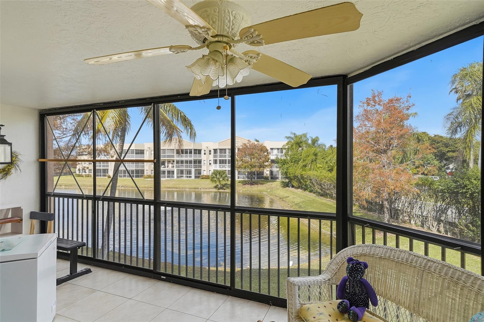 7555 Fairfax Drive 214, Tamarac, FL 33321