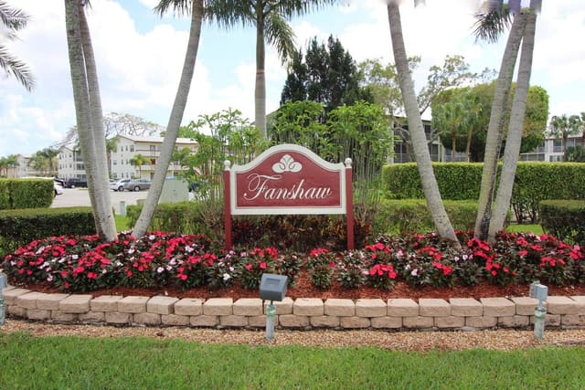 434 Fanshaw K, sold in Fanshaw At Century Village Condo, Boca Raton, FL
