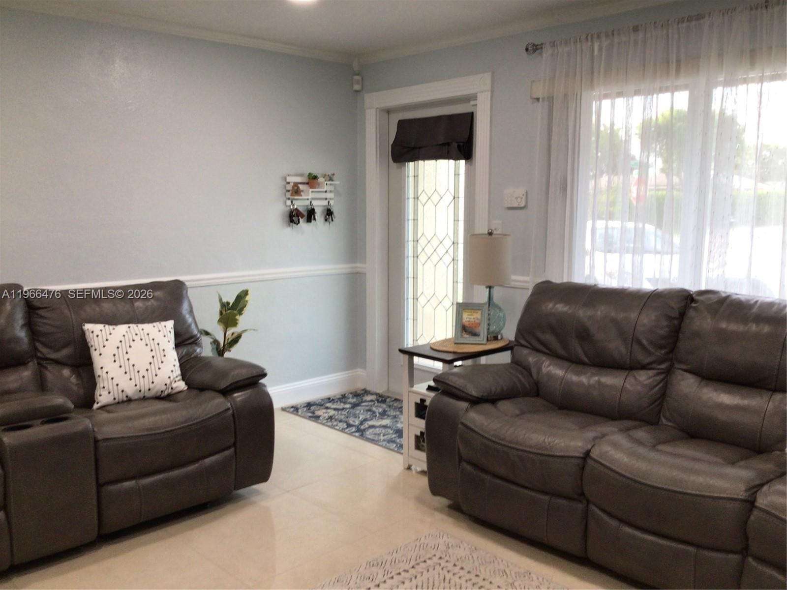 1318 SW 49th Terrace — photo 3