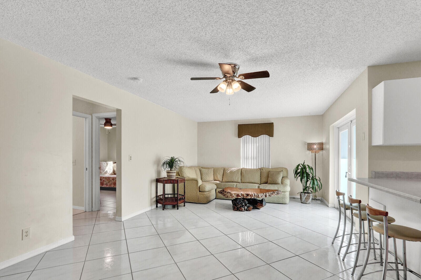 105 Sunflower Circle, Royal Palm Beach, FL 33411 photo 16