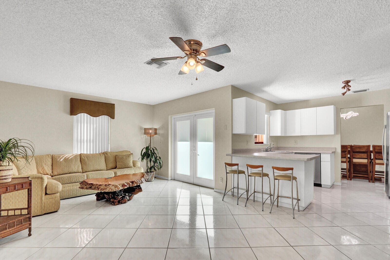 105 Sunflower Circle, Royal Palm Beach, FL 33411 photo 17