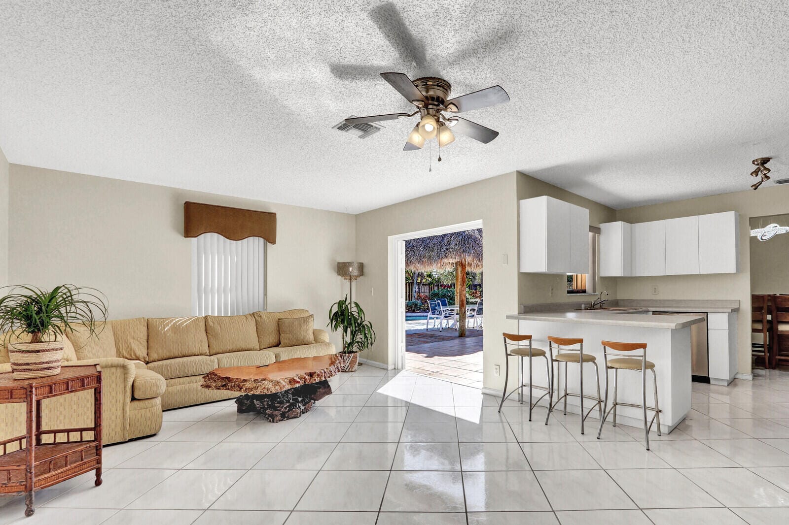 105 Sunflower Circle, Royal Palm Beach, FL 33411 photo 18