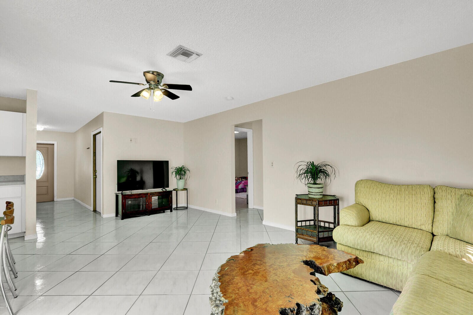 105 Sunflower Circle, Royal Palm Beach, FL 33411 photo 19