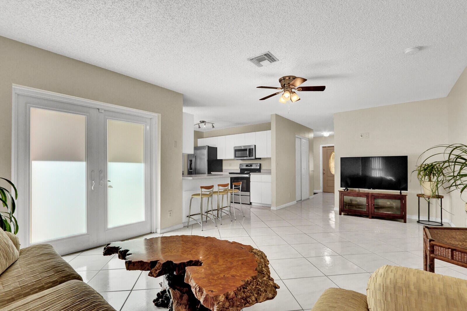 105 Sunflower Circle, Royal Palm Beach, FL 33411 photo 20