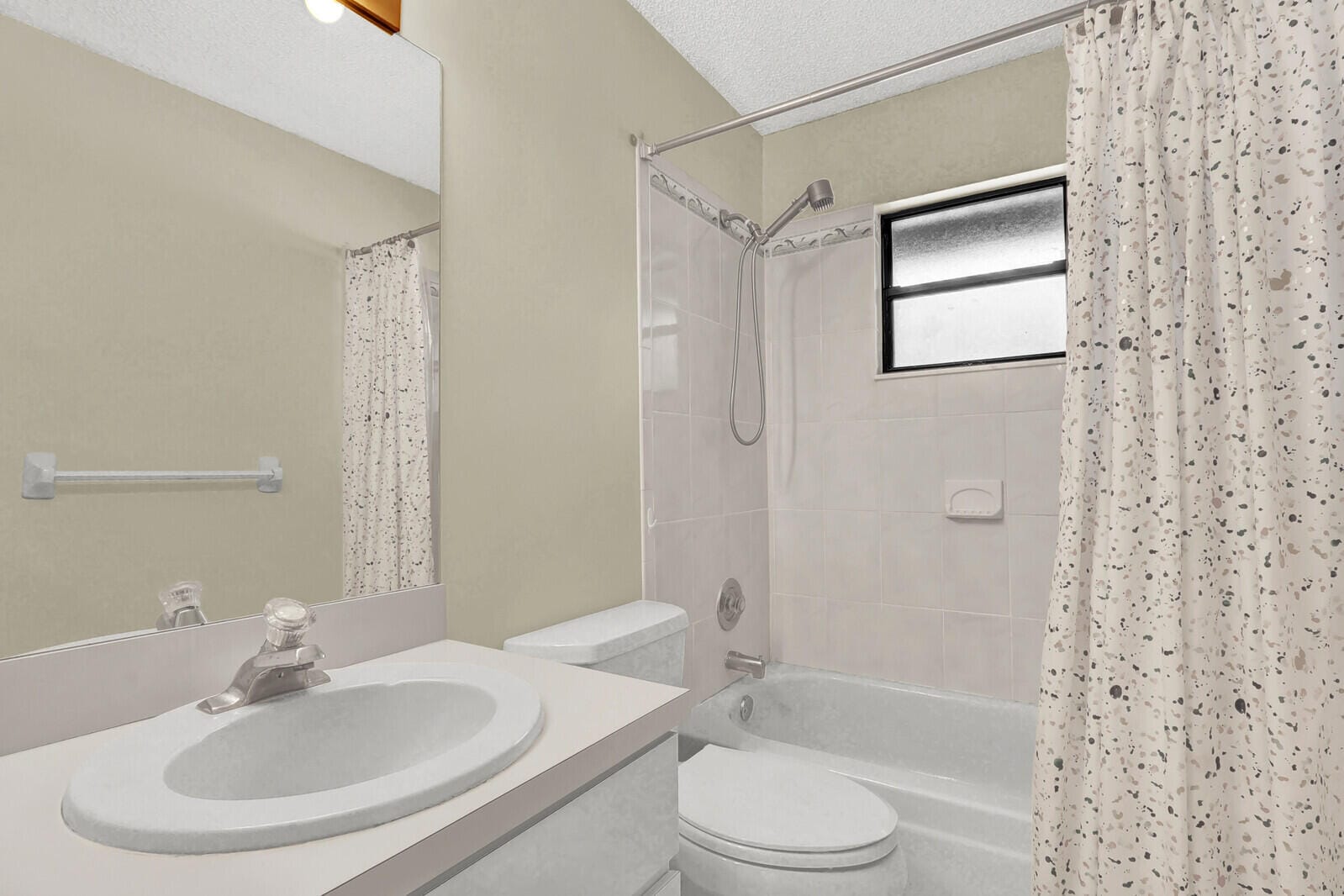 105 Sunflower Circle, Royal Palm Beach, FL 33411 photo 25