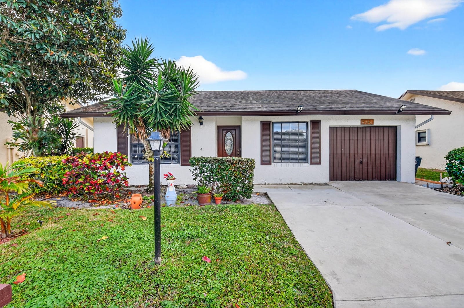 6306 White Sabal Palm Lane — photo 3