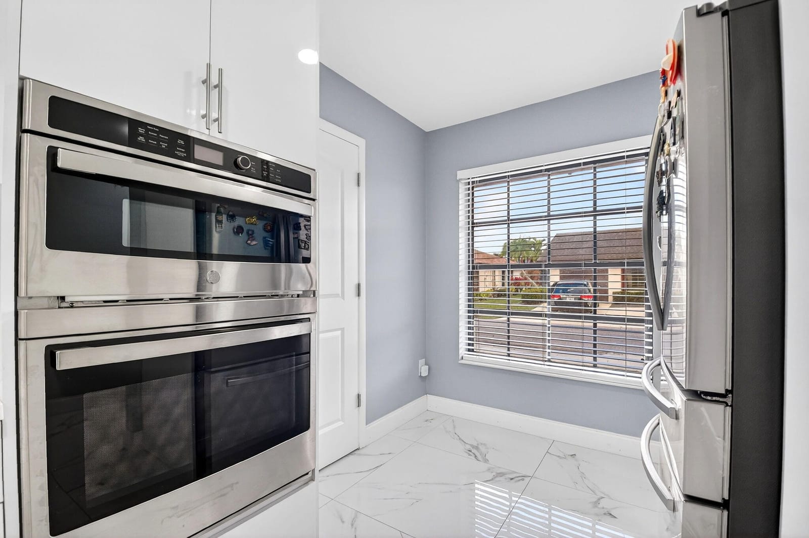 6306 White Sabal Palm Lane — photo 10