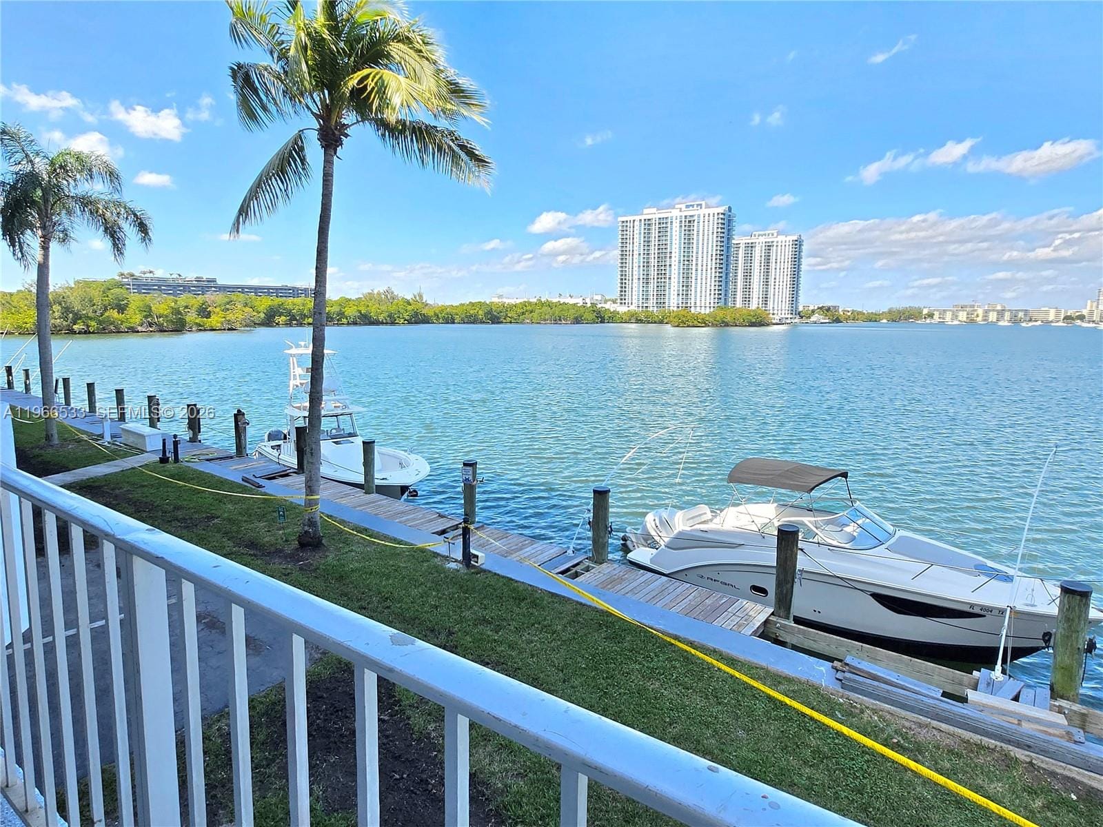 16546 NE 26th Avenue 2B, North Miami Beach, FL 33160 photo 2