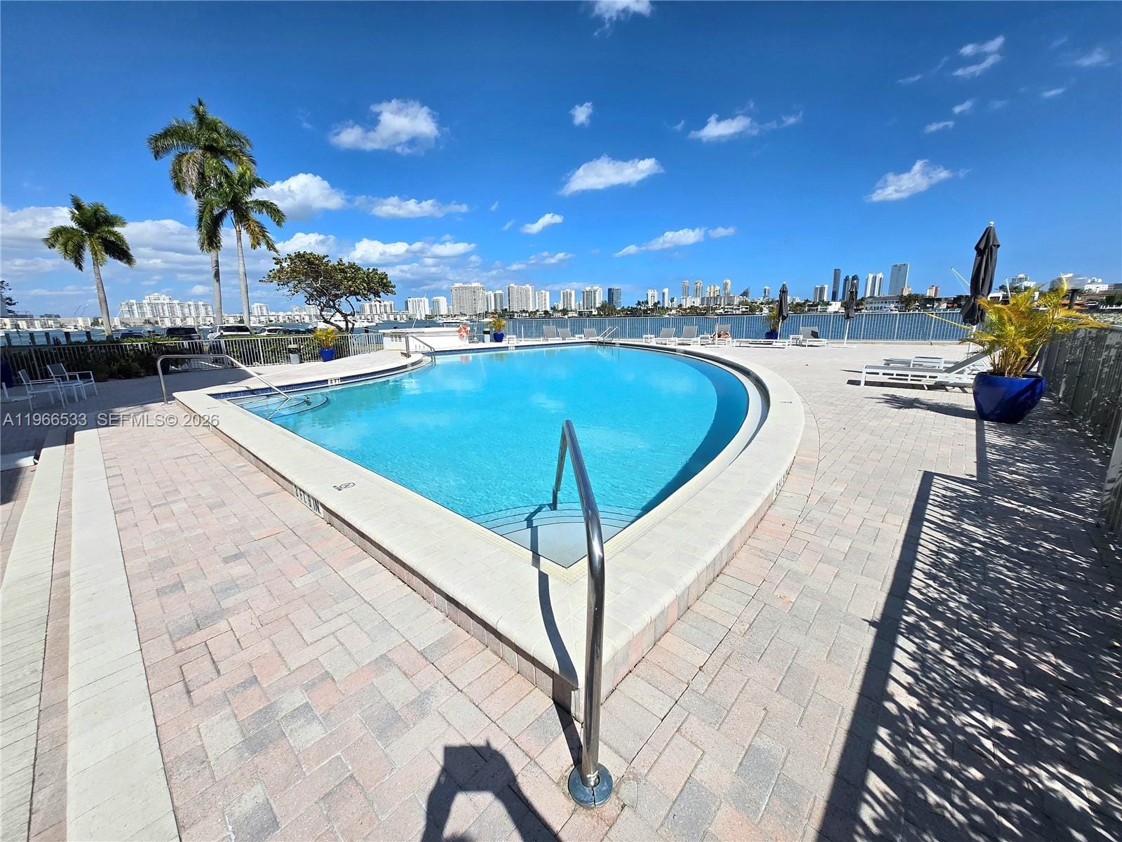 16546 NE 26th Avenue 2B, North Miami Beach, FL 33160 photo 17