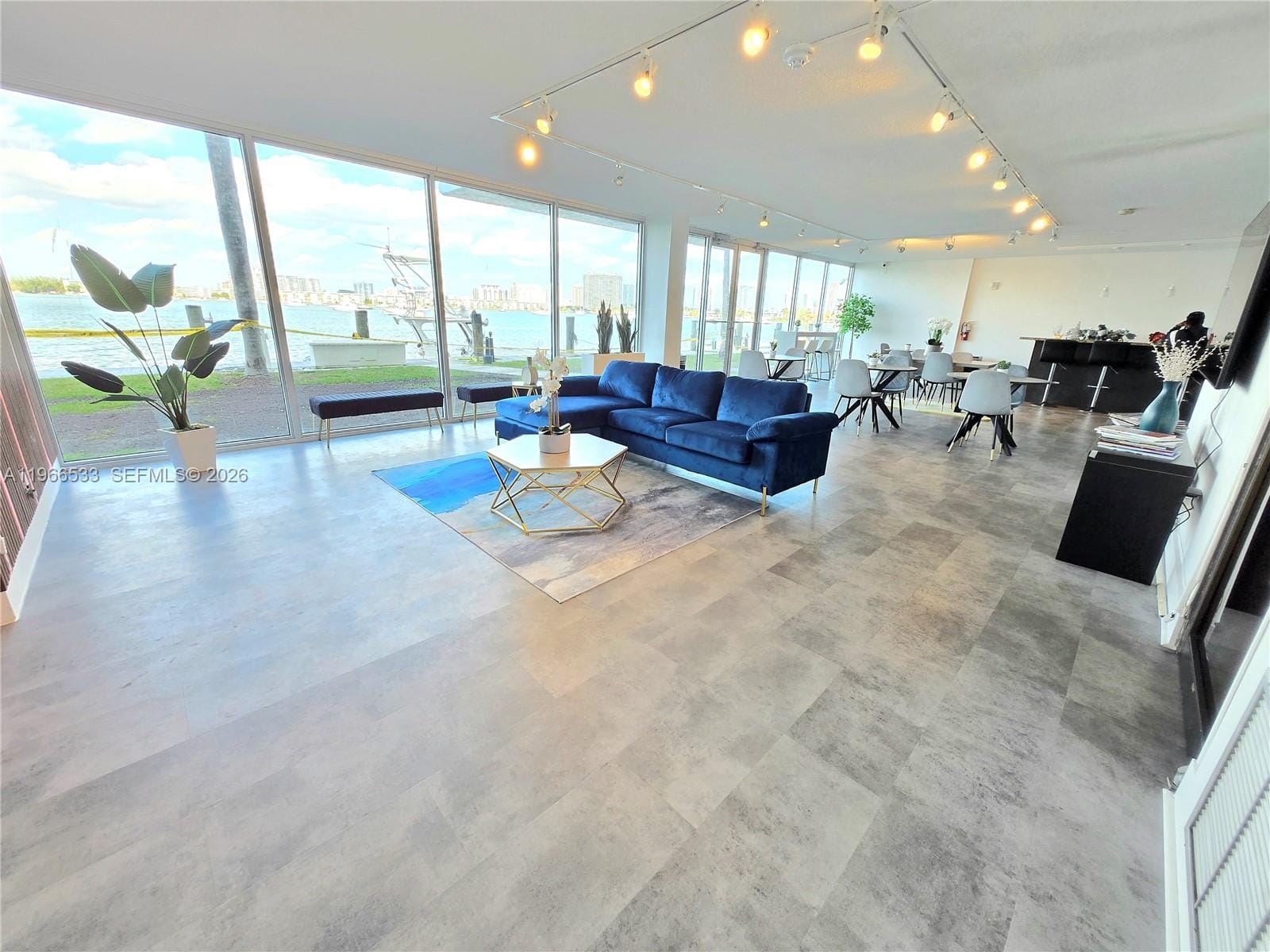 16546 NE 26th Avenue 2B, North Miami Beach, FL 33160 photo 27